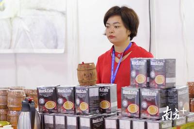 深化经贸合作，第十二届加博会再签境外招展协议并创新推出越南旅游团服务